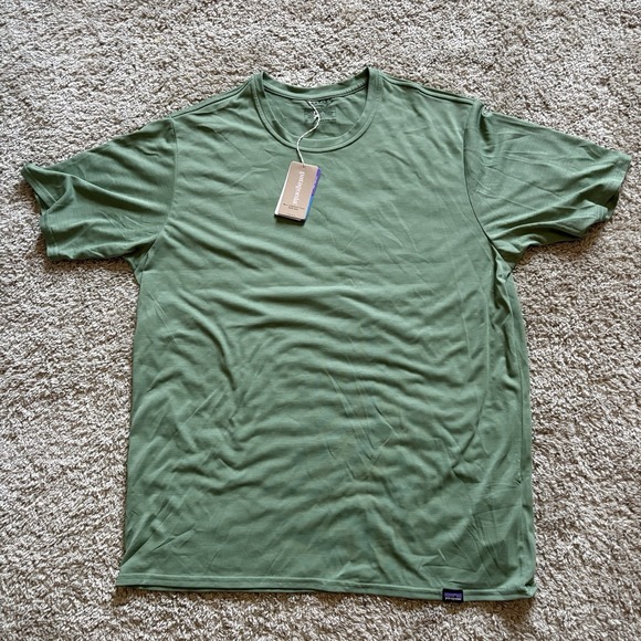 Patagonia Other - Brand new Patagonia Capilene Daily Shirt Men's Medium Green